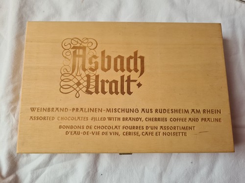 Alte holzschachtel mit werbung - mit,